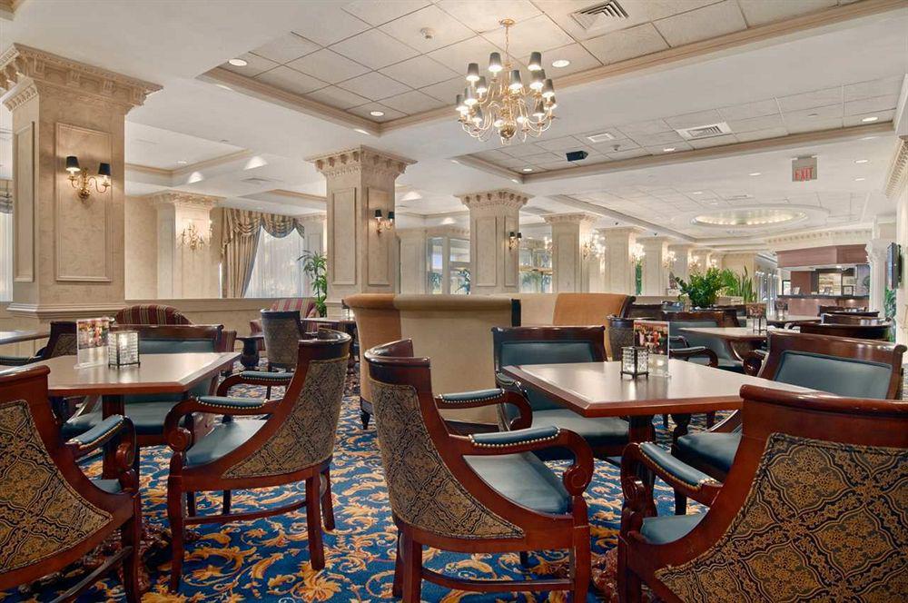 Hilton Jackson Hotel Restaurant photo